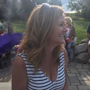 Meet your Posher, Debbie